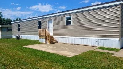 Mobile Home at 415 N Elkhart St #70 Wakarusa, IN 46573