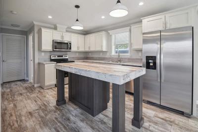 Photo 4 of 35 of home located at 2656 Nagano Drive Clearwater, FL 33764