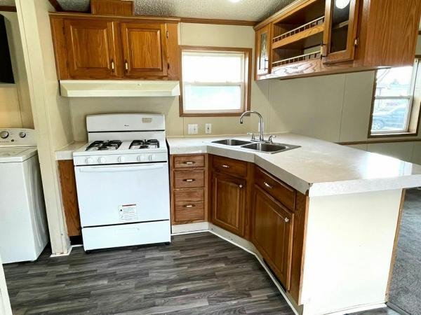 1998 Skyline Mobile Home For Rent
