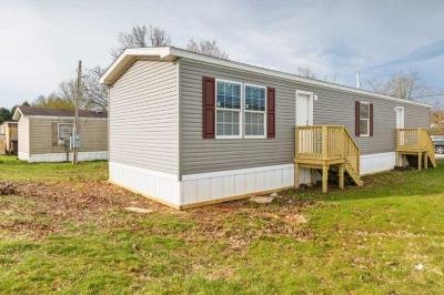 Mobile Home at 5134 Holly Rd Mount Pleasant, PA 15666