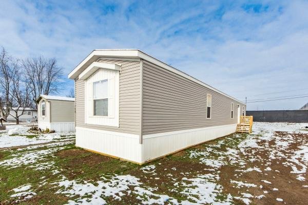 2022 Champion - Topeka Mobile Home For Rent