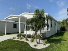 Photo 3 of 20 of home located at 5558 Whistling Tree Lane Bradenton, FL 34203