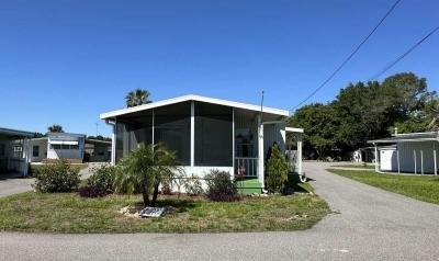 Mobile Home at 17 D Lake Breeze Dr Tavares, FL 32778