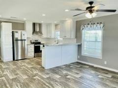Photo 4 of 21 of home located at 503 Chickadee Ct Plant City, FL 33565