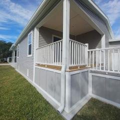 Photo 2 of 20 of home located at 804 Huron St #19-V Wildwood, FL 34785
