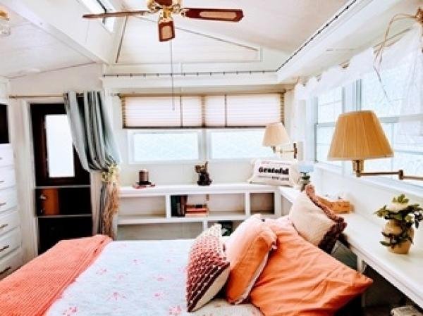 1986 Holiday Rambler Manufactured Home