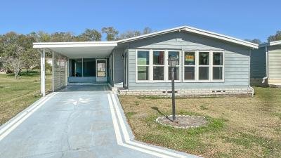 Mobile Home at 522 Spruce Dr Lady Lake, FL 32159