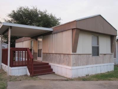 Mobile Home at 14311 Skyfrost Dr Lot #195 Dallas, TX 75253