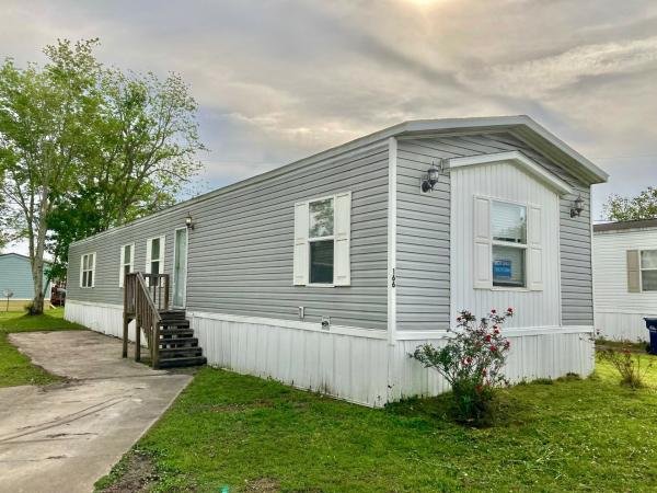 2017 CMH Manufacturing Inc. Mobile Home For Sale