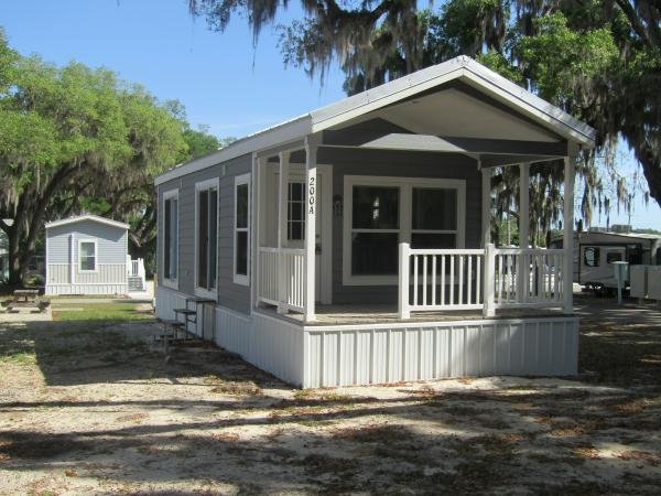 Photo 1 of 2 of home located at 10000 Lake Lowery Rd, Lot 200-A Haines City, FL 33844