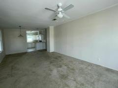 Photo 3 of 21 of home located at 906 Cayman Avenue Venice, FL 34285