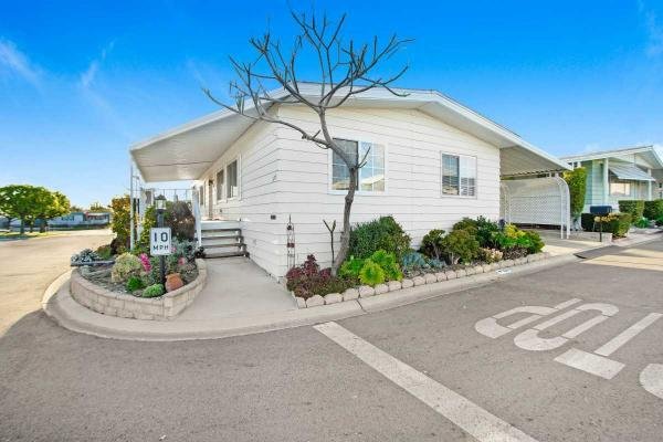 1977 Golden West Mobile Home For Sale
