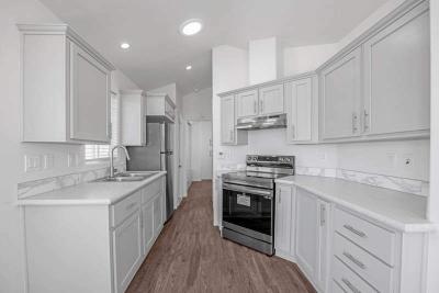 Photo 2 of 32 of home located at 9252 E. Broadway Road #011 Mesa, AZ 85208