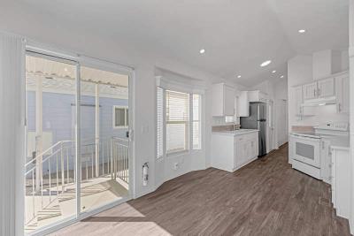 Photo 5 of 31 of home located at 9252 E. Broadway Road #009 Mesa, AZ 85208