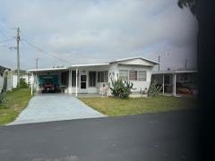 Photo 2 of 8 of home located at 4918 14th St. W. #H-4 Bradenton, FL 34207