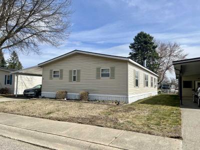 Photo 2 of 22 of home located at 49486 Wisteria Court Shelby Township, MI 48315