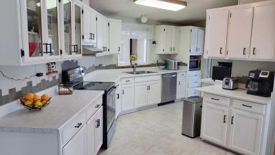 Photo 3 of 8 of home located at 3500 S Tomahawk Rd Lot 167 Apache Junction, AZ 85119