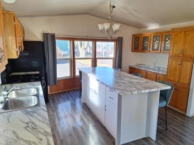 Mobile Home at 2408 Dolphin Maplewood, MN 55119