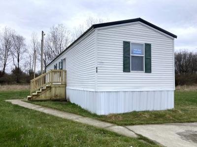 Mobile Home at 839 Walkers Ridge Warsaw, IN 46580