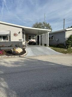 Photo 3 of 42 of home located at 4604 Lakeland Harbor Loop Lakeland, FL 33805