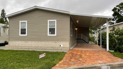 Mobile Home at 3729 Winward Lakes Drive Tampa, FL 33611