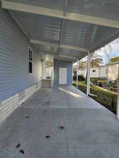Photo 4 of 29 of home located at 12339 Zephyr Ln Lot #127 Brooksville, FL 34614