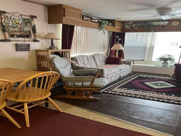 1985 Elite Manufactured Home