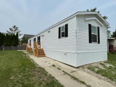 Mobile Home at 40727 Gasglow Dr Sterling Heights, MI 48310