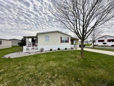 Mobile Home at 4212 Lakeview Dr E Saginaw, MI 48603