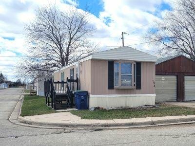 Mobile Home at 1331 Bellevue St Lot 135 Green Bay, WI 54302