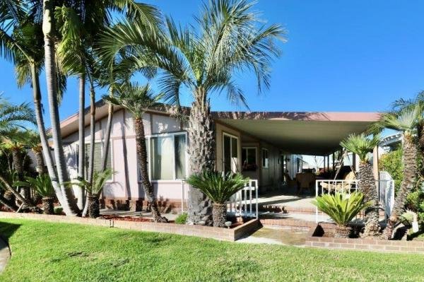 1980 GoldenWest  Mobile Home For Sale