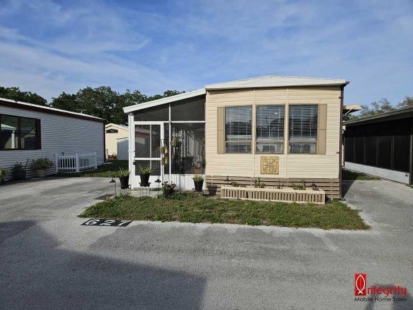 Photo 1 of 2 of home located at 3390 Gandy Blvd, Lot 627 Saint Petersburg, FL 33702