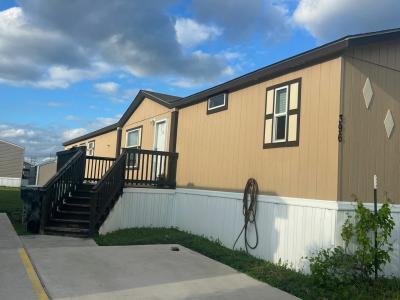 Mobile Home at 4701 Anderson Rd Lot #396 Houston, TX 77053