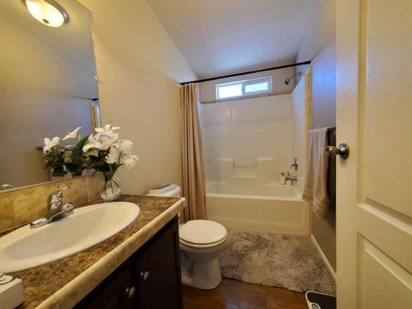 2015 Fleetwood Crownpointe Mobile Home
