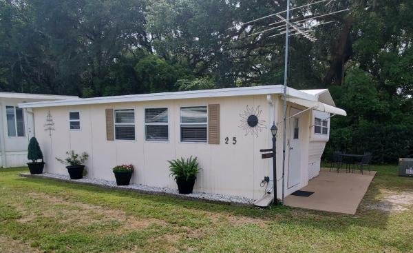 Photo 1 of 2 of home located at 34638 Jeb Stuart St Zephyrhills, FL 33541