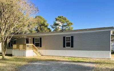 Mobile Home at 226 Old Airport Rd, Lot 9 Newport, NC 28570