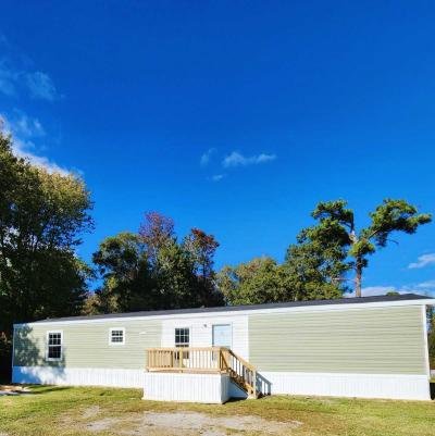 Mobile Home at 247 Old Airport Rd Lot 18 Newport, NC 28570