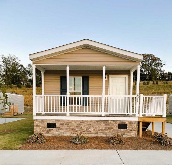 2021 Clayton Rockwell 261 Mobile Home