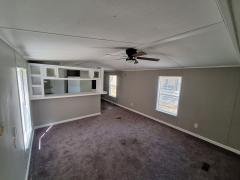 Photo 2 of 6 of home located at 210 Elk Trail Dr Evansville, IN 47712