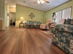 Photo 5 of 15 of home located at 1786 Poppy Circle Lakeland, FL 33803