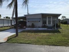 Photo 4 of 23 of home located at 3901 Bahia Vista St. #514 Sarasota, FL 34232