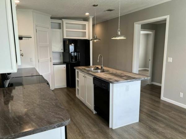 2019 Chariot Eagle Edgewater Mobile Home