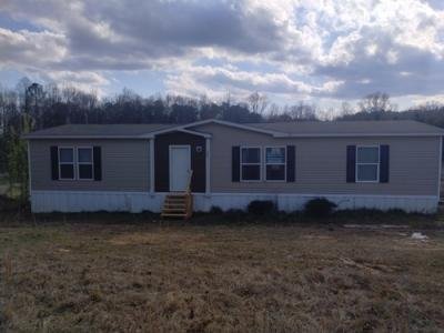 Mobile Home at 927 Radiant City Rd Nauvoo, AL 35578