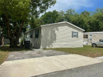 Mobile Home at 9406 Paradise Drive Tampa, FL 33610