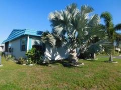 Photo 5 of 27 of home located at 7100 Ulmerton Rd. Lot 664 Largo, FL 33771