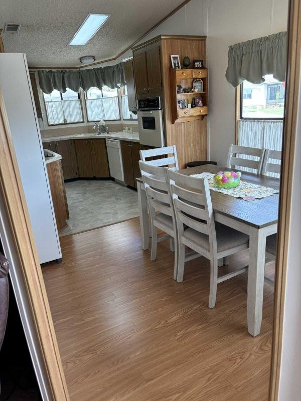 1988 Palm Harbor Doublewide Mobile Home