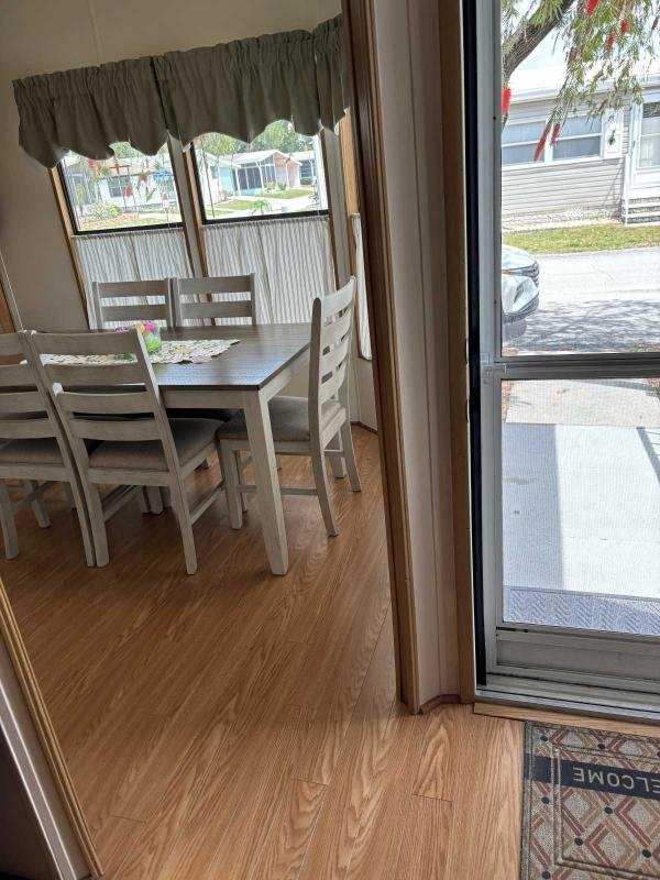 1988 Palm Harbor Doublewide Mobile Home