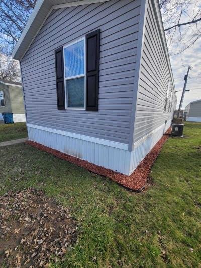 Mobile Home at 5816 Lesteele Fort Wayne, IN 46818