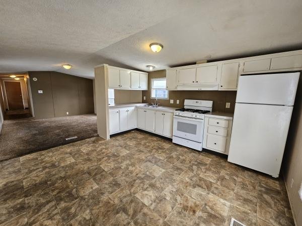 2001 Four Seasons Mobile Home For Sale