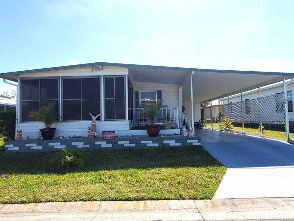 Photo 1 of 2 of home located at 303 Apricot St Bradenton, FL 34207